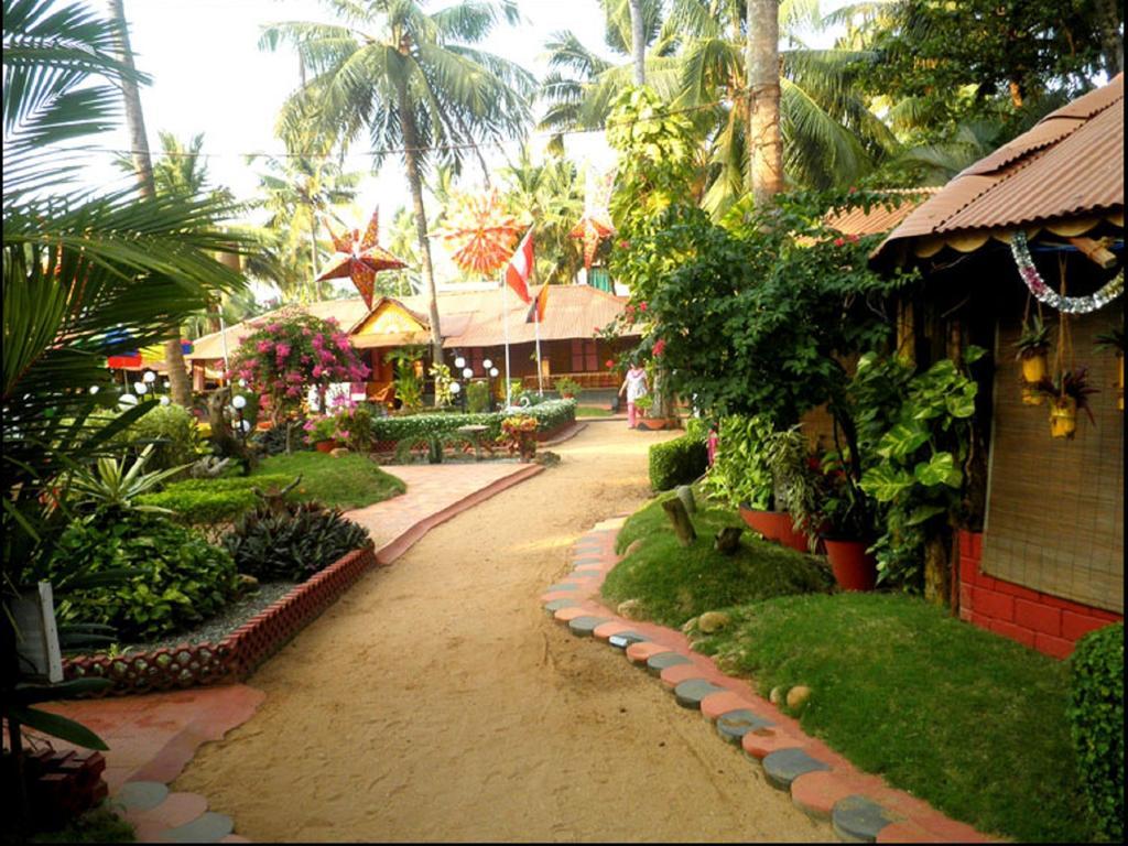 Kerala Bamboo House Hotel Varkala Exterior foto